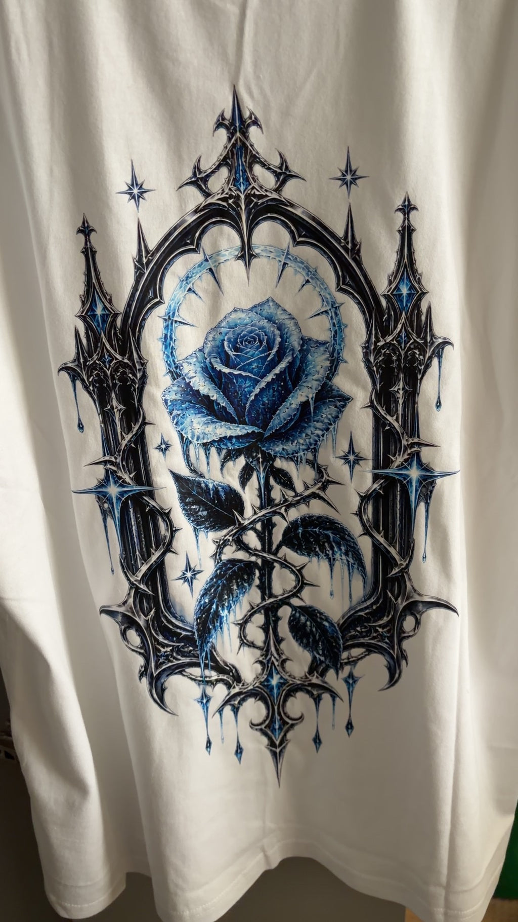 Marqy Frozen Rose Tee